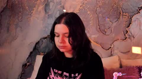 Mey online show from 11/16/25, 04:12