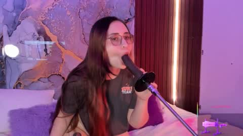 Mey online show from 12/14/25, 04:51