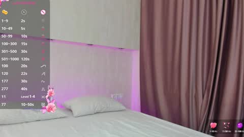 Snapshot of alice_diva chatting on 12/11/24, 12:44 Alice GMT2 Mon 3-9 AM Tue 3-9 AM Fri 3-9 AM Sat 3-9 AM Sun 3-9 AM online show from 12/11/24, 12:44