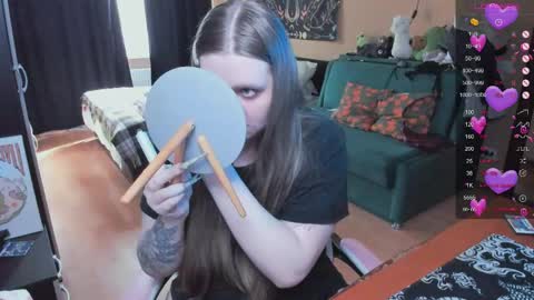 Alice 3 online show from 04/22/26, 12:28