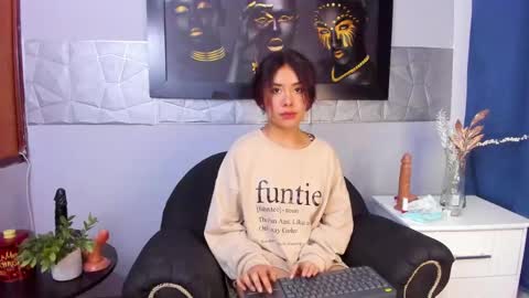  Alice Evans online show from 01/02/25, 07:18