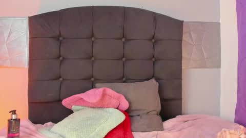  Alice Evans online show from 02/07/25, 08:11