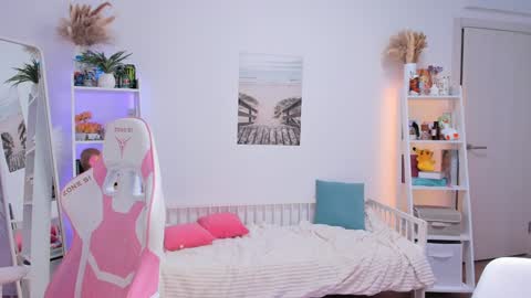 Snapshot of alice_forfun chatting on 02/08/25, 09:46 Alichery online show from 02/08/25, 09:46