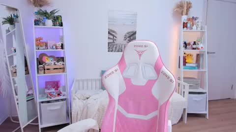 Snapshot of alice_forfun chatting on 03/07/25, 09:51 Alichery online show from 03/07/25, 09:51