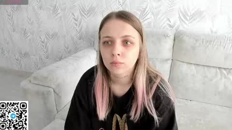 alice_halle online show from 06/08/26, 06:47