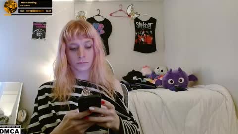 Alice Hatchette online show from 11/06/25, 04:08