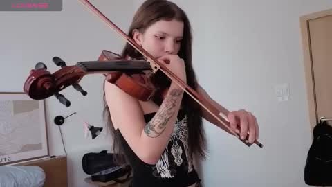 My name is Alice find out about me in the Fansly  online show from 02/11/26, 07:02