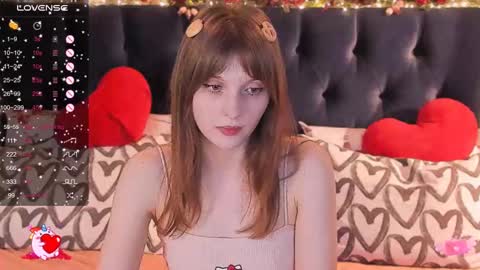 Snapshot of alice_langley chatting on 02/25/25, 11:19 Alice 3 online show from 02/25/25, 11:19