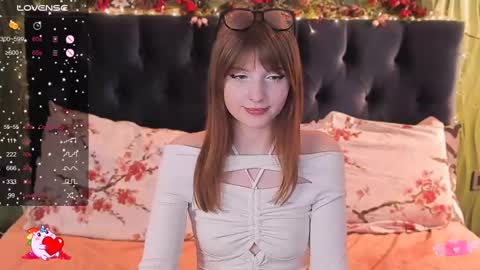 Snapshot of alice_langley chatting on 03/01/25, 11:50 Alice 3 online show from 03/01/25, 11:50