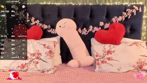 Snapshot of alice_langley chatting on 03/27/26, 11:32 Alice 3 online show from 03/27/26, 11:32