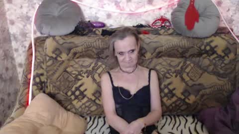 Snapshot of alice_longstocking chatting on 05/18/26, 10:15 alice longstocking online show from 05/18/26, 10:15