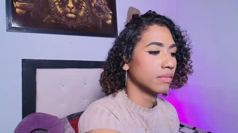 Snapshot of alice_massiel chatting on 12/27/24, 10:59 online show from 12/27/24, 10:59