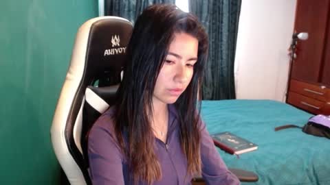 Alice online show from 03/09/26, 01:15