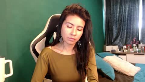 Alice online show from 04/06/26, 01:12