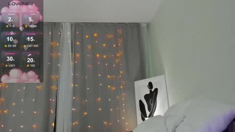 Snapshot of alice_miiiller chatting on 03/11/25, 04:29 Alice online show from 03/11/25, 04:29