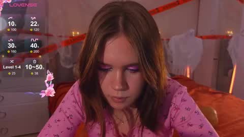 Snapshot of alice_miiiller chatting on 10/24/25, 05:48 Alice online show from 10/24/25, 05:48