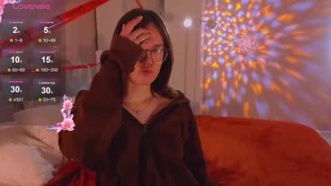 Snapshot of alice_miiiller chatting on 11/01/25, 03:52 Alice online show from 11/01/25, 03:52