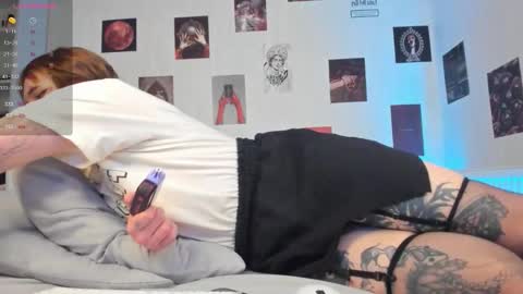  Alice  online show from 11/30/25, 01:04