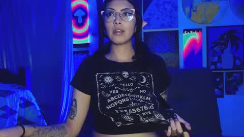 Snapshot of alice_phantom chatting on 12/09/24, 04:45      online show from 12/09/24, 04:45