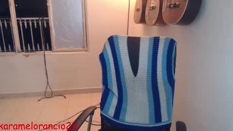 Snapshot of alice_psilocybe_sabina420 chatting on 10/03/25, 05:37 Alicia Aldara online show from 10/03/25, 05:37