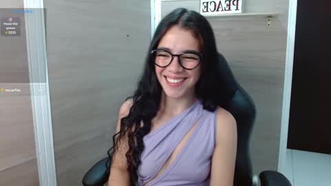 Snapshot of alice_rose5 chatting on 02/24/25, 02:15 Alice online show from 02/24/25, 02:15