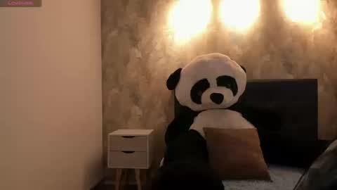 Snapshot of alice_rose5 chatting on 09/25/25, 03:54 Alice online show from 09/25/25, 03:54