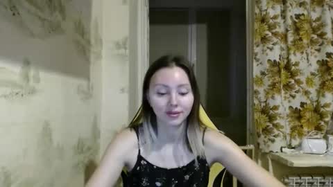 Snapshot of alice_smiles chatting on 02/21/26, 10:55 Alice smiles online show from 02/21/26, 10:55