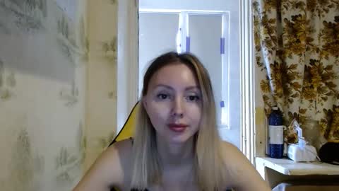 Alice smiles online show from 03/22/26, 10:29