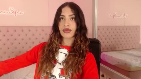 Sofia online show from 10/13/25, 12:54