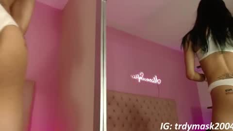 Sofia online show from 04/09/26, 01:16