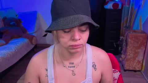 Alice online show from 11/03/25, 11:44