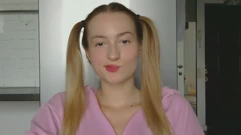 Alice online show from 09/28/25, 02:55