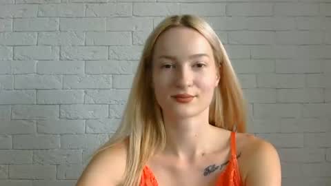 Snapshot of alice_sweet_01 chatting on 07/04/26, 09:04 Alice online show from 07/04/26, 09:04