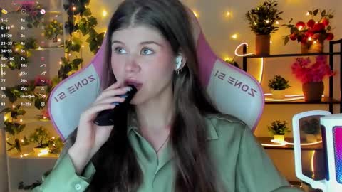 Alice online show from 09/08/25, 09:14