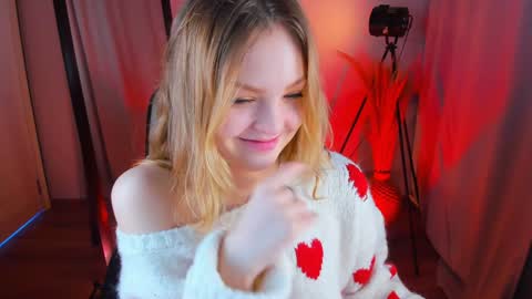 Snapshot of alice_tucci chatting on 01/29/25, 07:43 Alice online show from 01/29/25, 07:43