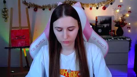 alicecharmy online show from 12/18/25, 10:10