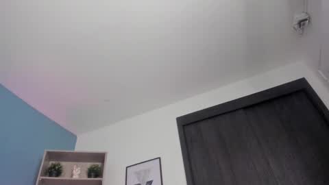 Snapshot of alicecullenn_ chatting on 09/16/25, 12:06 Alice Cullen online show from 09/16/25, 12:06