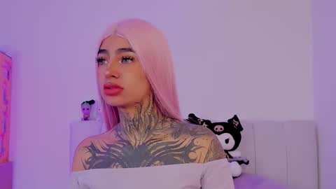 Alice  online show from 11/02/25, 04:09