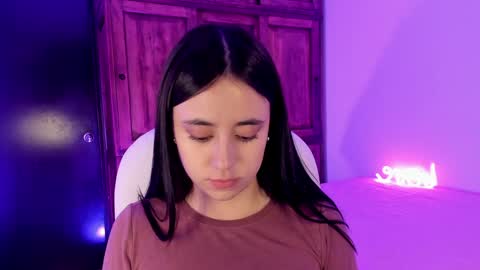 Aliceee  ..   97YP9VWGZHrefnav wishlist lists 1 online show from 01/19/25, 09:13