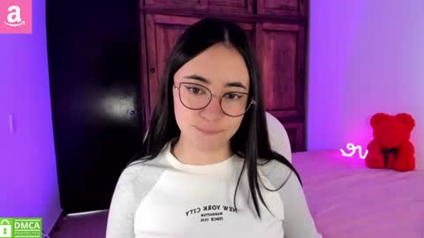 Aliceee  ..   97YP9VWGZHrefnav wishlist lists 1 online show from 06/14/26, 05:04