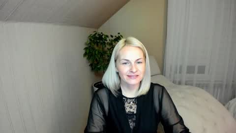 Alicee online show from 12/13/24, 01:22