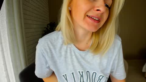 Alicee online show from 02/03/25, 07:51