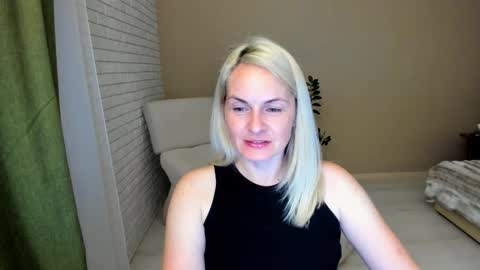 Alicee online show from 09/21/25, 07:48