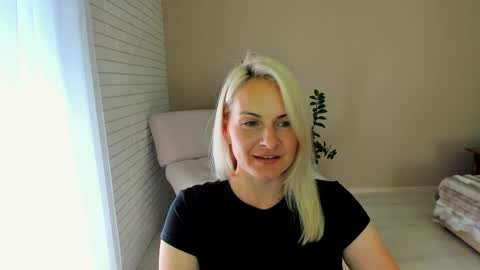 Alicee online show from 09/23/25, 08:06
