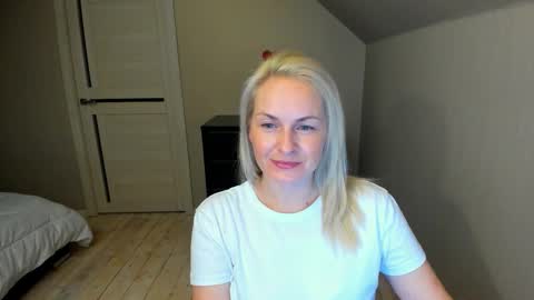 Alicee online show from 10/09/25, 07:23