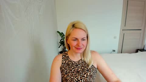 Alicee online show from 03/27/26, 07:47