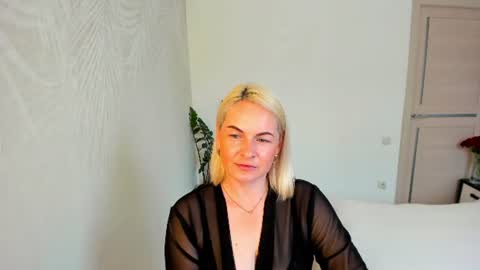 Snapshot of alicee__grace chatting on 06/14/26, 10:06 Alicee online show from 06/14/26, 10:06