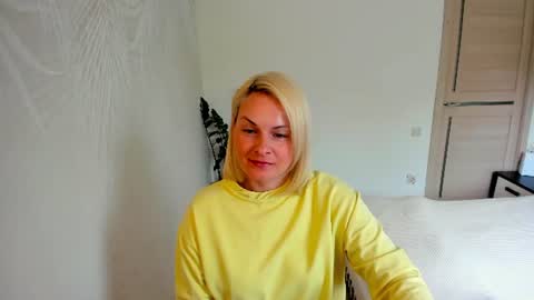 Snapshot of alicee__grace chatting on 06/22/26, 08:55 Alicee online show from 06/22/26, 08:55