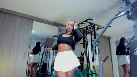 alicee_clark_ online show from 02/09/26, 11:47