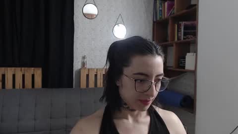 alicee_logan_ online show from 02/25/25, 02:14